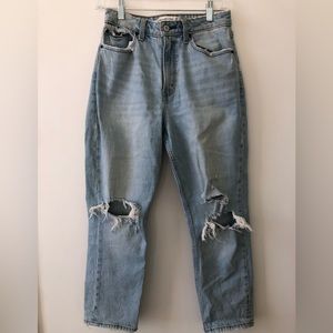Abercrombie Curve Love “the mom” high rise jeans. Size 26, short.